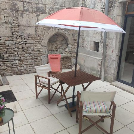 Studio De Charme, Au Calme Dans Le Vieux Chaumont Chaumont  Buitenkant foto