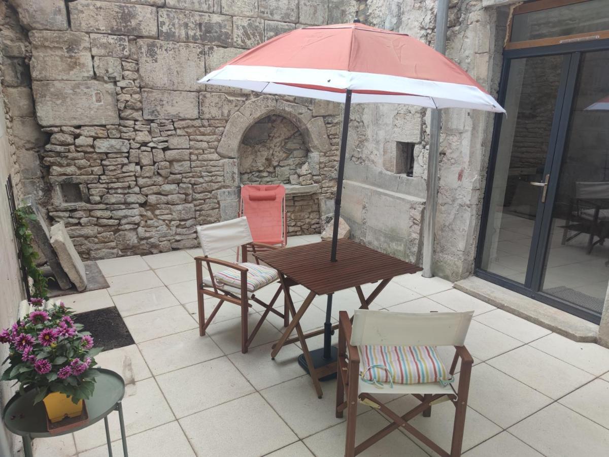 Studio De Charme, Au Calme Dans Le Vieux Chaumont Chaumont  Buitenkant foto